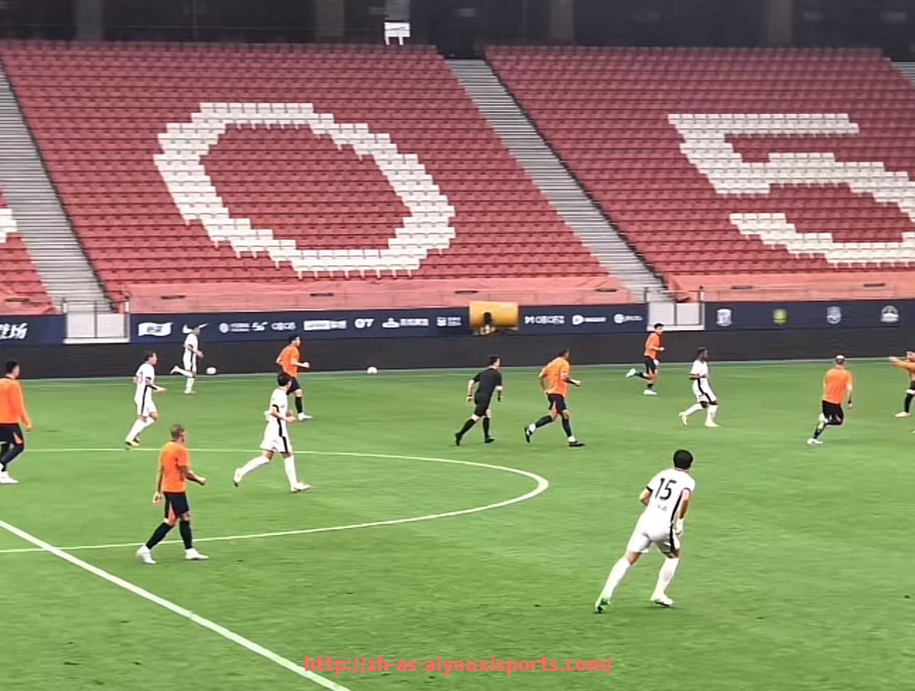 爱游戏体育官网-国家德比西甲赛程视频集锦：梅西C罗经典镜头汇总